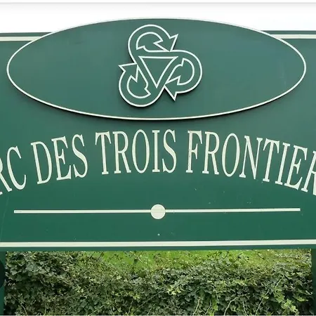 Domaine Xhonneux Parc Des Trois Frontieres 別荘